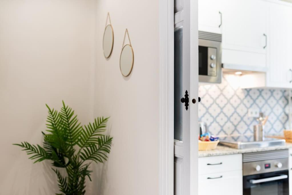 Emblematic Apartment In The Realejo Гранада Екстериор снимка