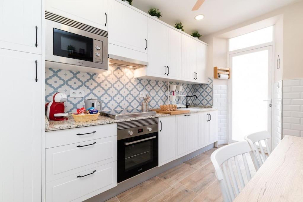 Emblematic Apartment In The Realejo Гранада Екстериор снимка