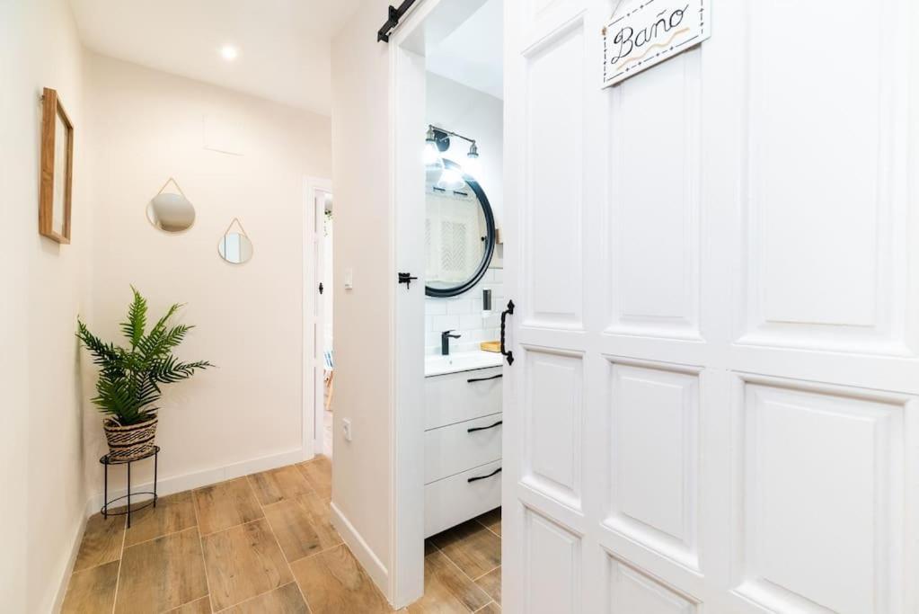 Emblematic Apartment In The Realejo Гранада Екстериор снимка